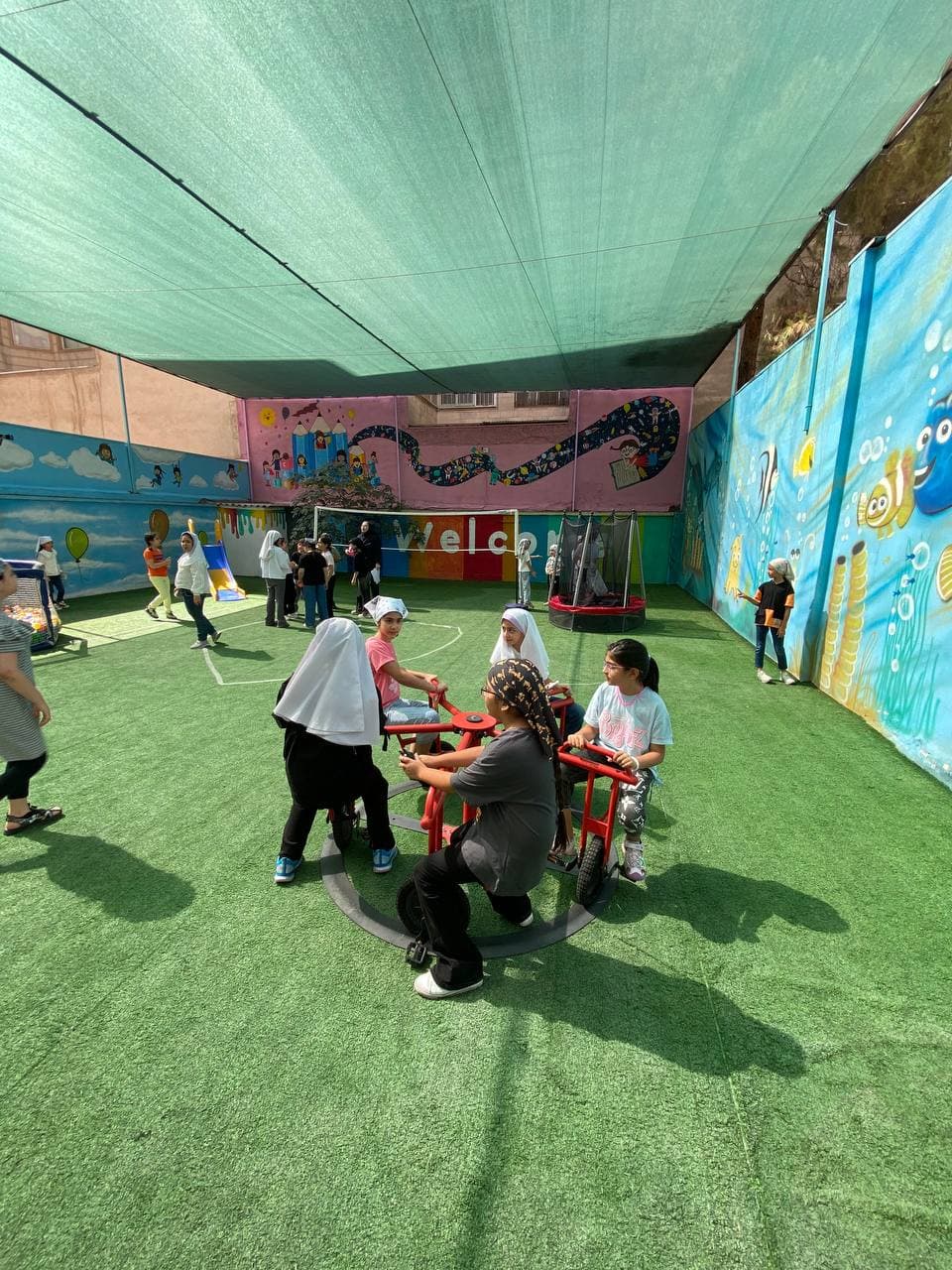 مجموعه مدارس غیر دولتی ادبستان والا