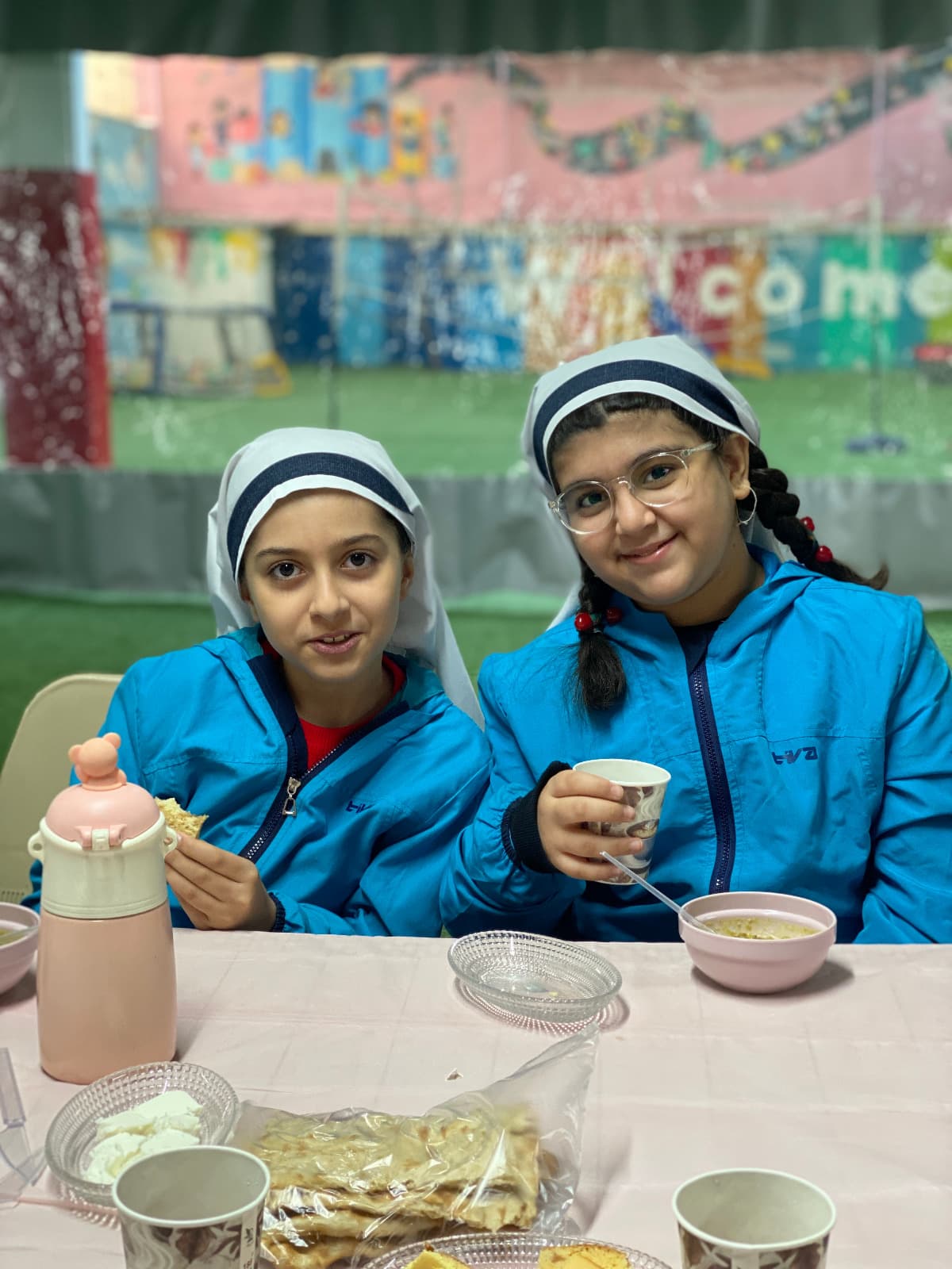 دبستان دخترانه ادبستان والا